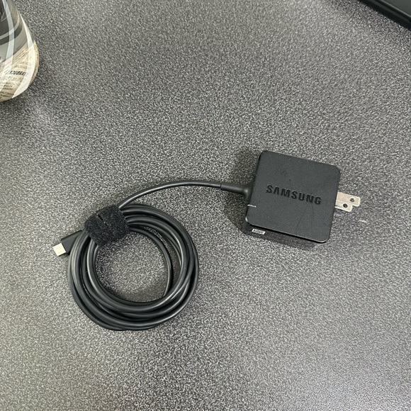 SAMSUNG Chromebook Pro
Convertible Touch Screen Laptop, 12.3 (XE510C24-K01US) - Picture 11 of 11